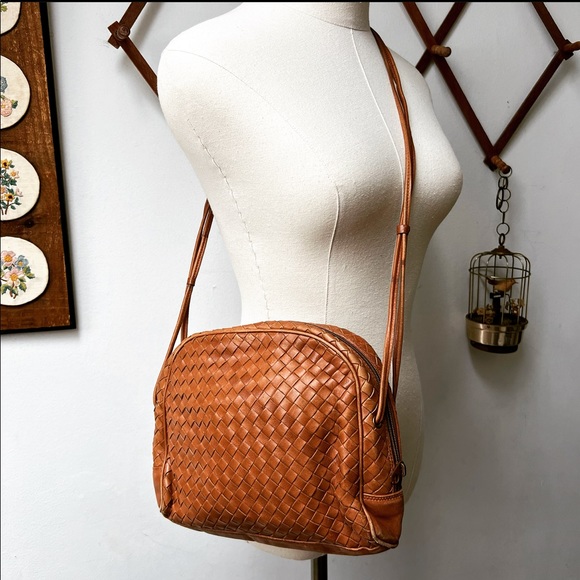 Italian Woven Leather Crossbody Bag - Picture 1 of 9